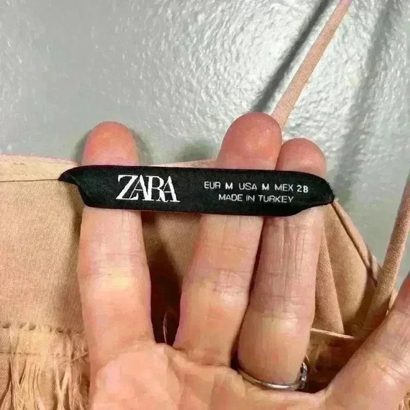 ZARA Peach Nude Feather Flapper Tank Top Silky Relaxed Boxy Fancy Women Medium - Picture 4 of 9